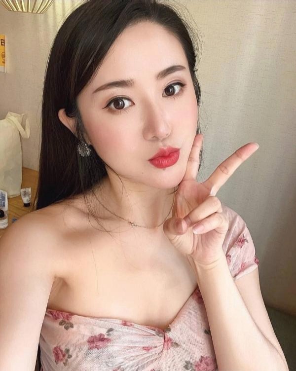 武汉 硚口个人自做美女