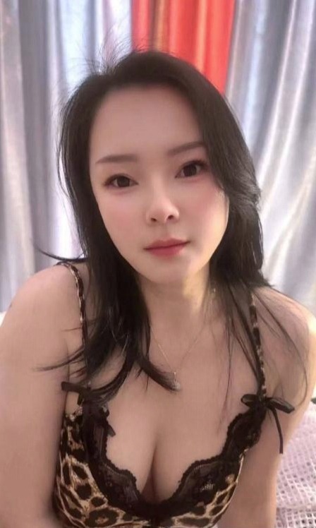 长沙 岳麓丰满大奶果子